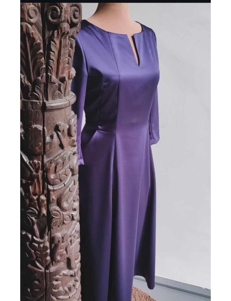 Vestido Midi Acetinado