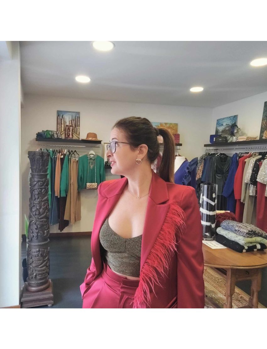 Calças Carrot Pregas