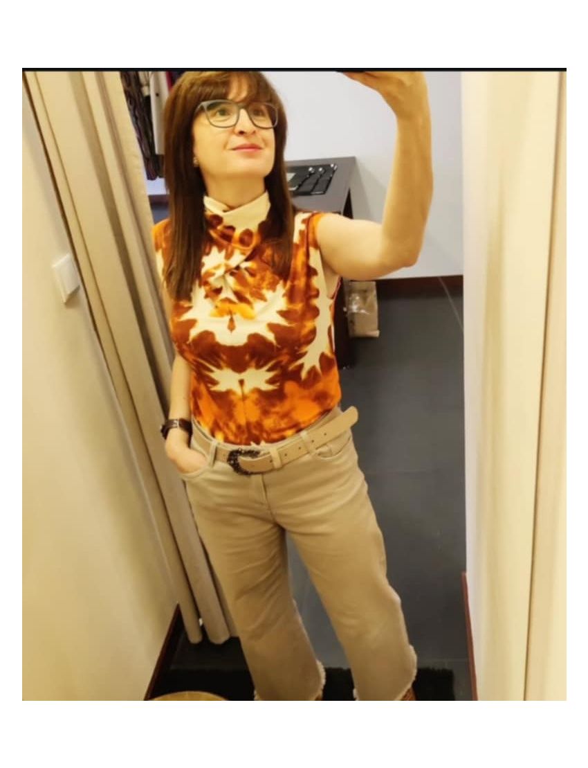 Tshirt Gola Drapeada