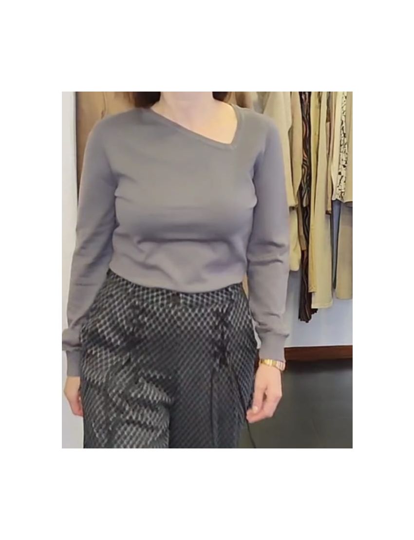 Camisola Decote Assimétrico