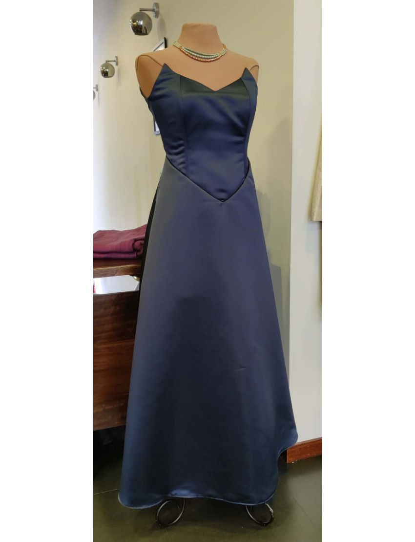 Vestido longo Corpete em bico