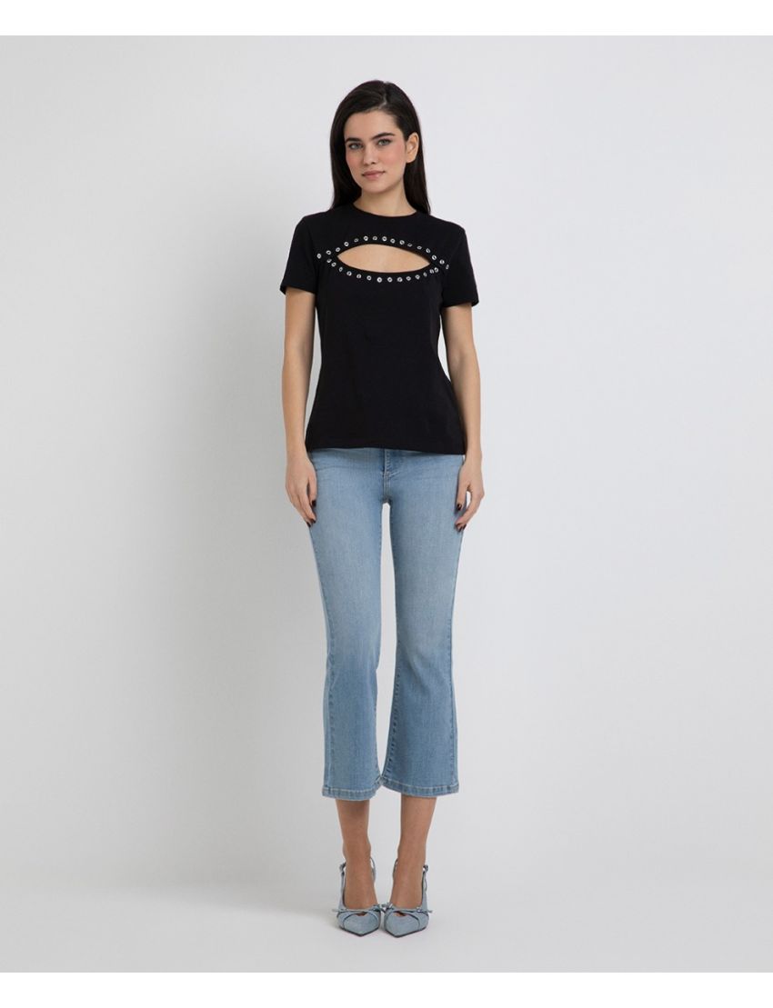 Tshirt Cut Out Tachas
