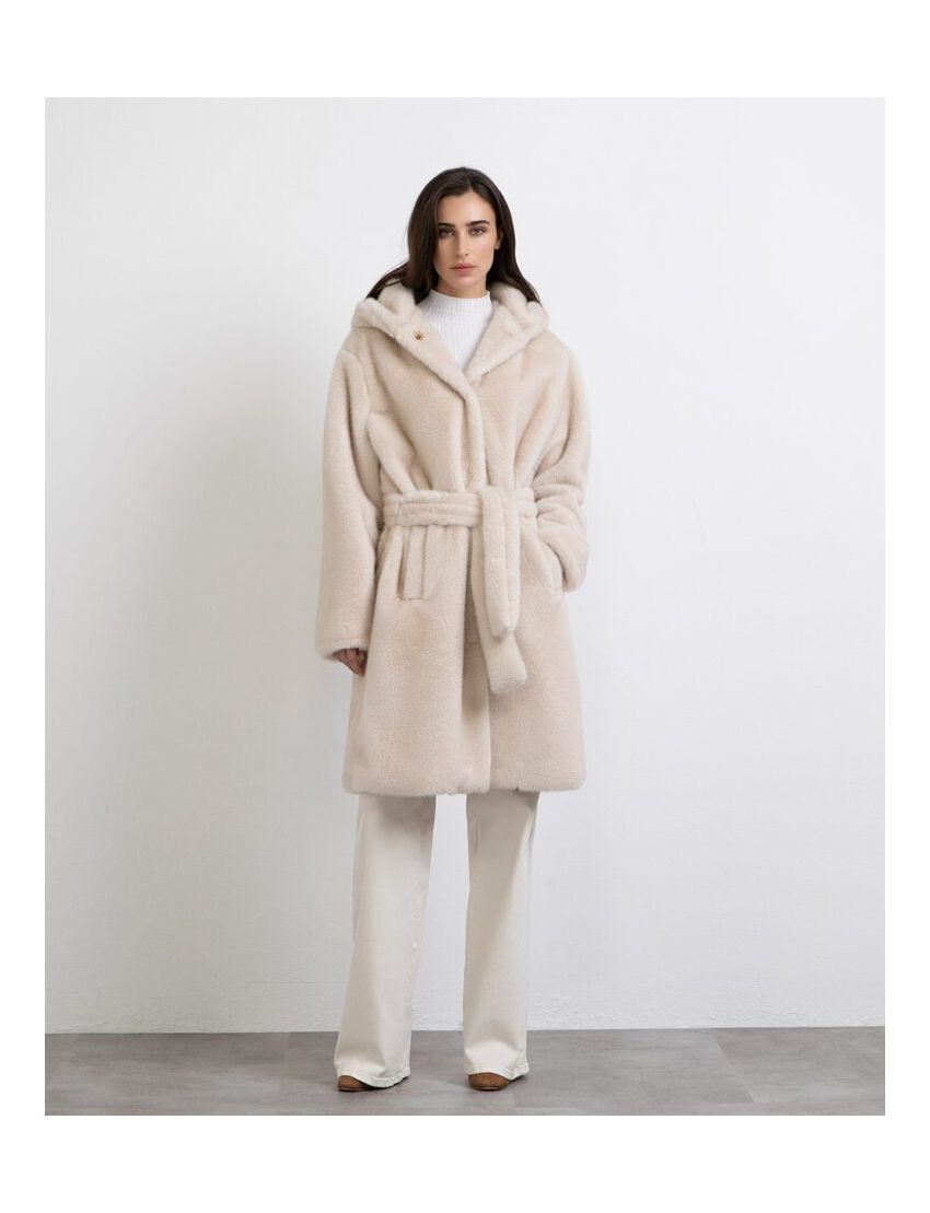 Casaco/Sobretudo Pelo Capuz