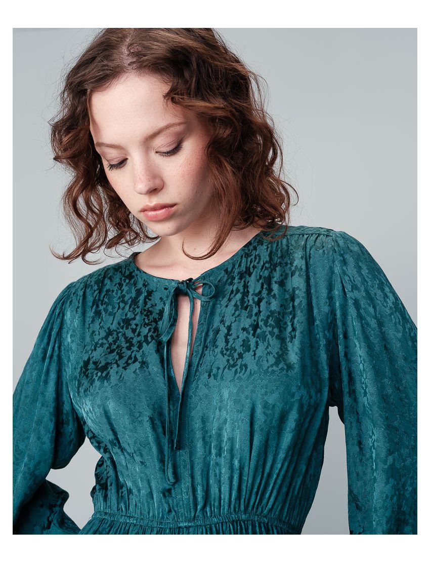 Vestido Curto Cetim Jacquard