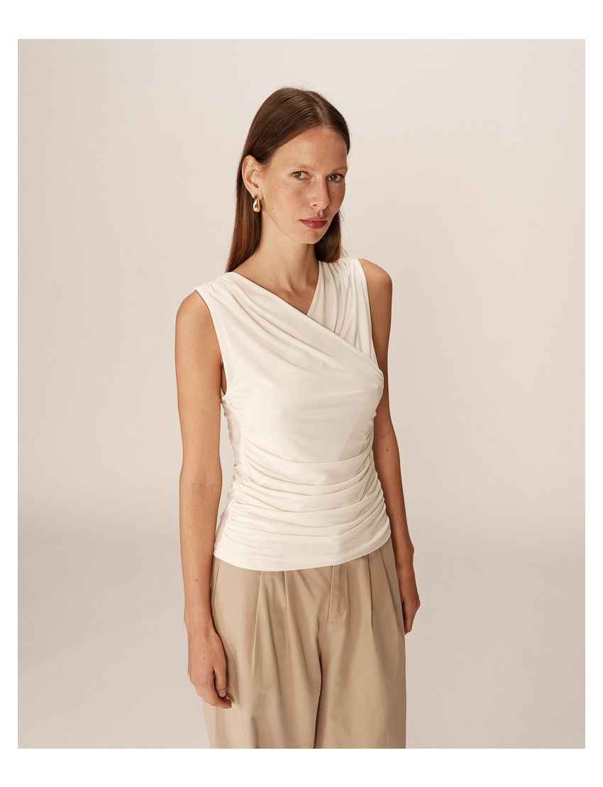 Top de malha drapeado