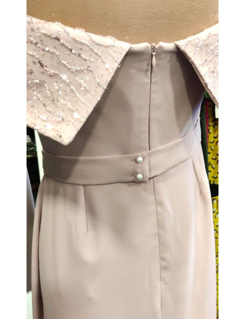 Vestido Longo Gola Pedraria