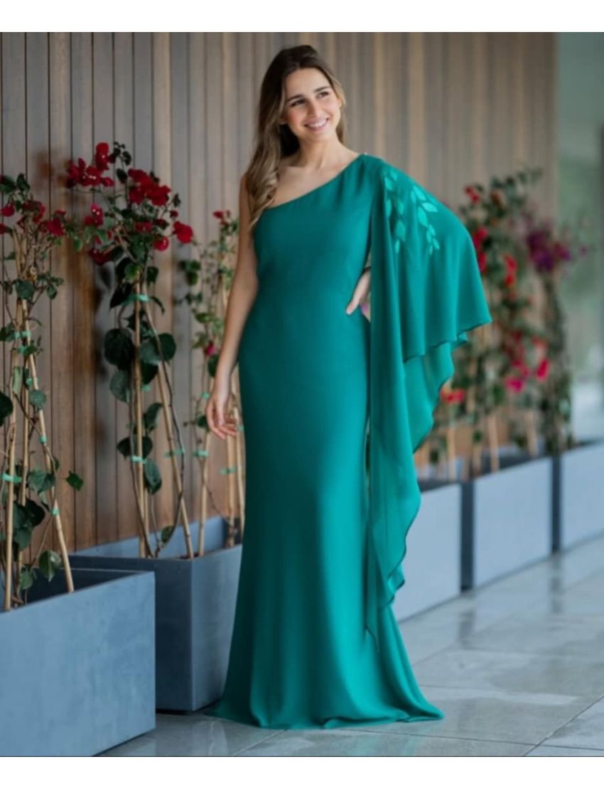 Vestido Longo Assimétrico Manga Capa