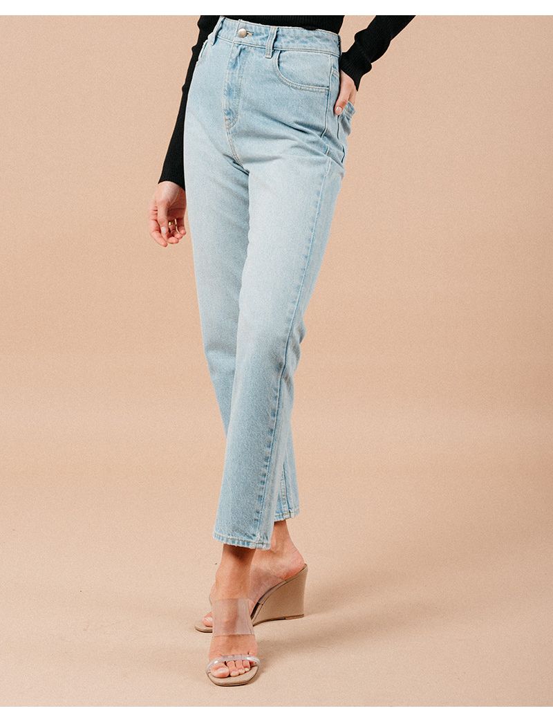 Calça jeans azul claro